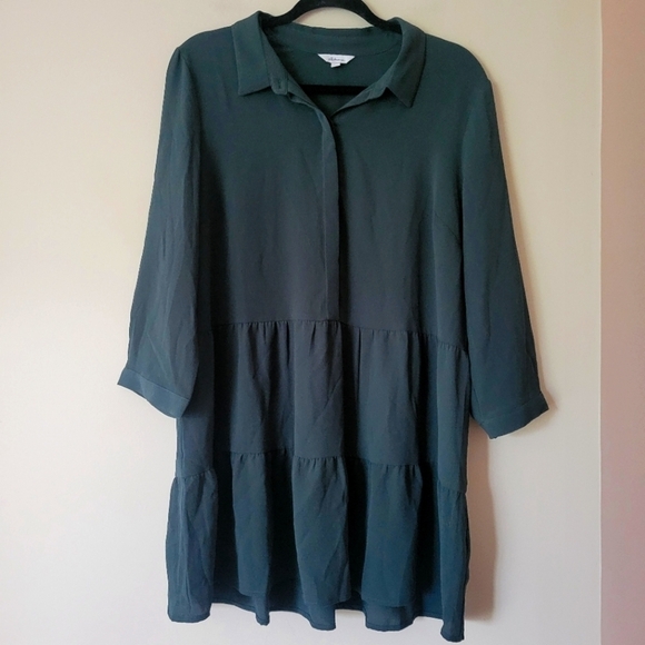 Reitmans Tops - Reitmans Tiered 3/4 Sleeve Babydoll Tunic Shirt in Deep Forest Green Size Large
